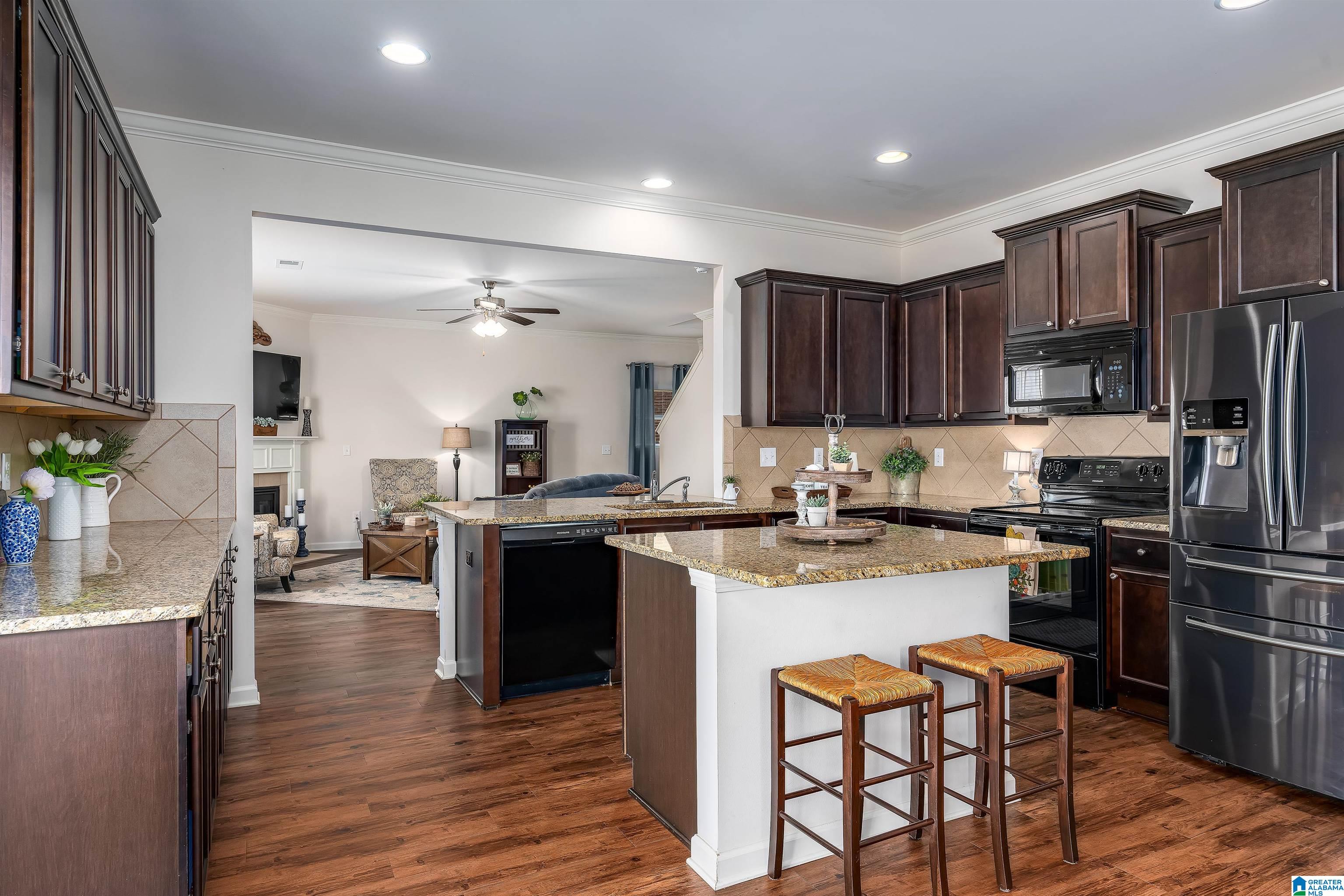 623 Round Road Alabaster, AL 35114 - Photo 13 of 32