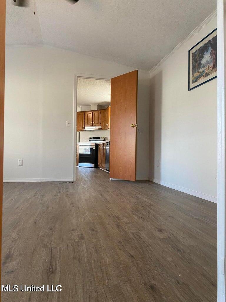 508 Ridgecrest Drive Pearl, MS 39208 - Photo 8 of 22 Master Bedroom