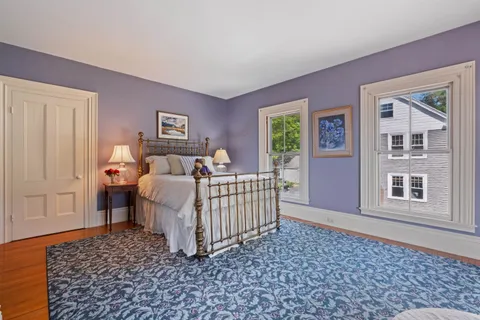 $2,250,000 | 11-12 Highland Street, Meredith, NH 03253