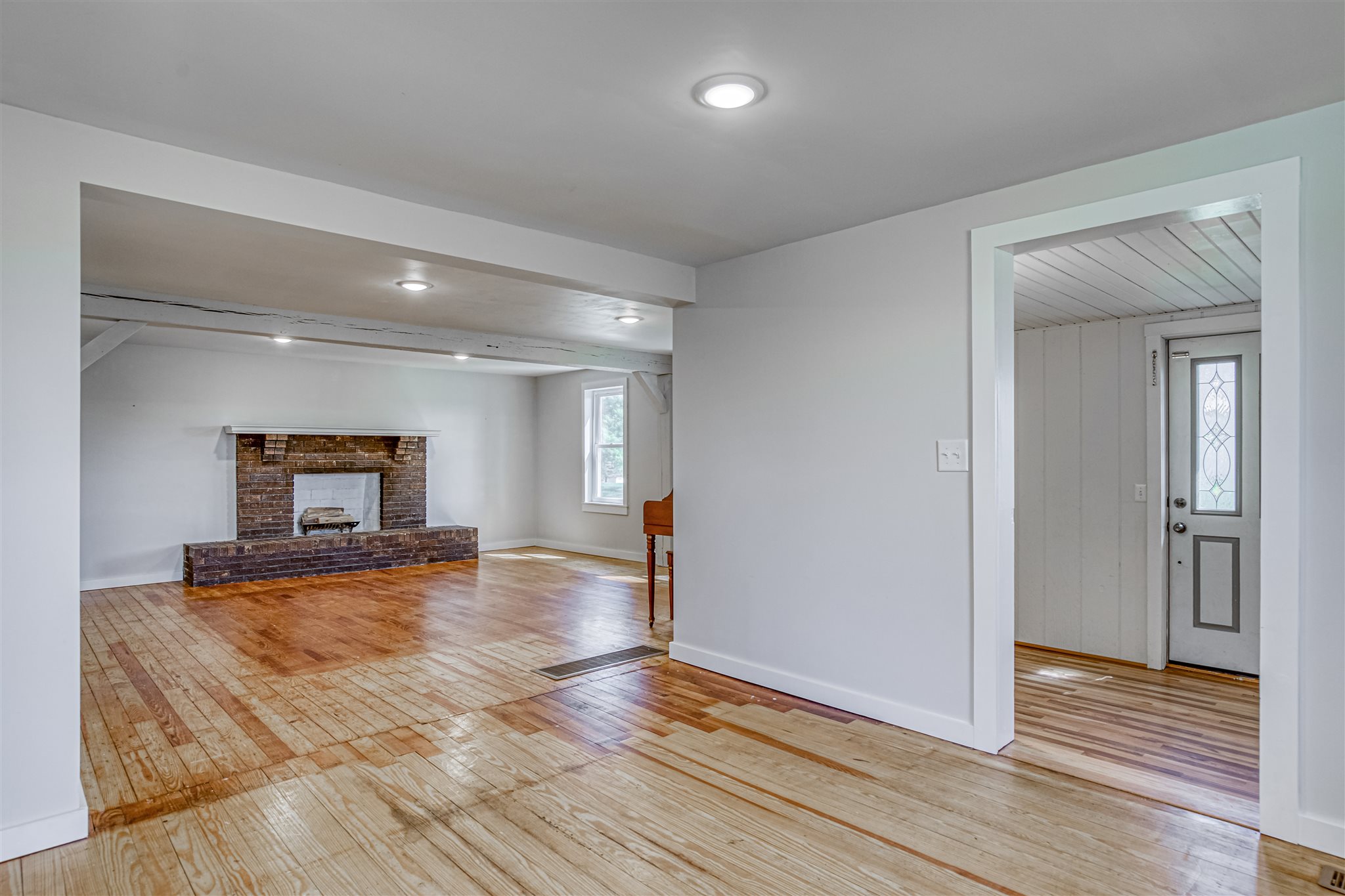 4661 South Country Club Road Warsaw, IN 46580 - Photo 20 of 36 Gallery Image 20