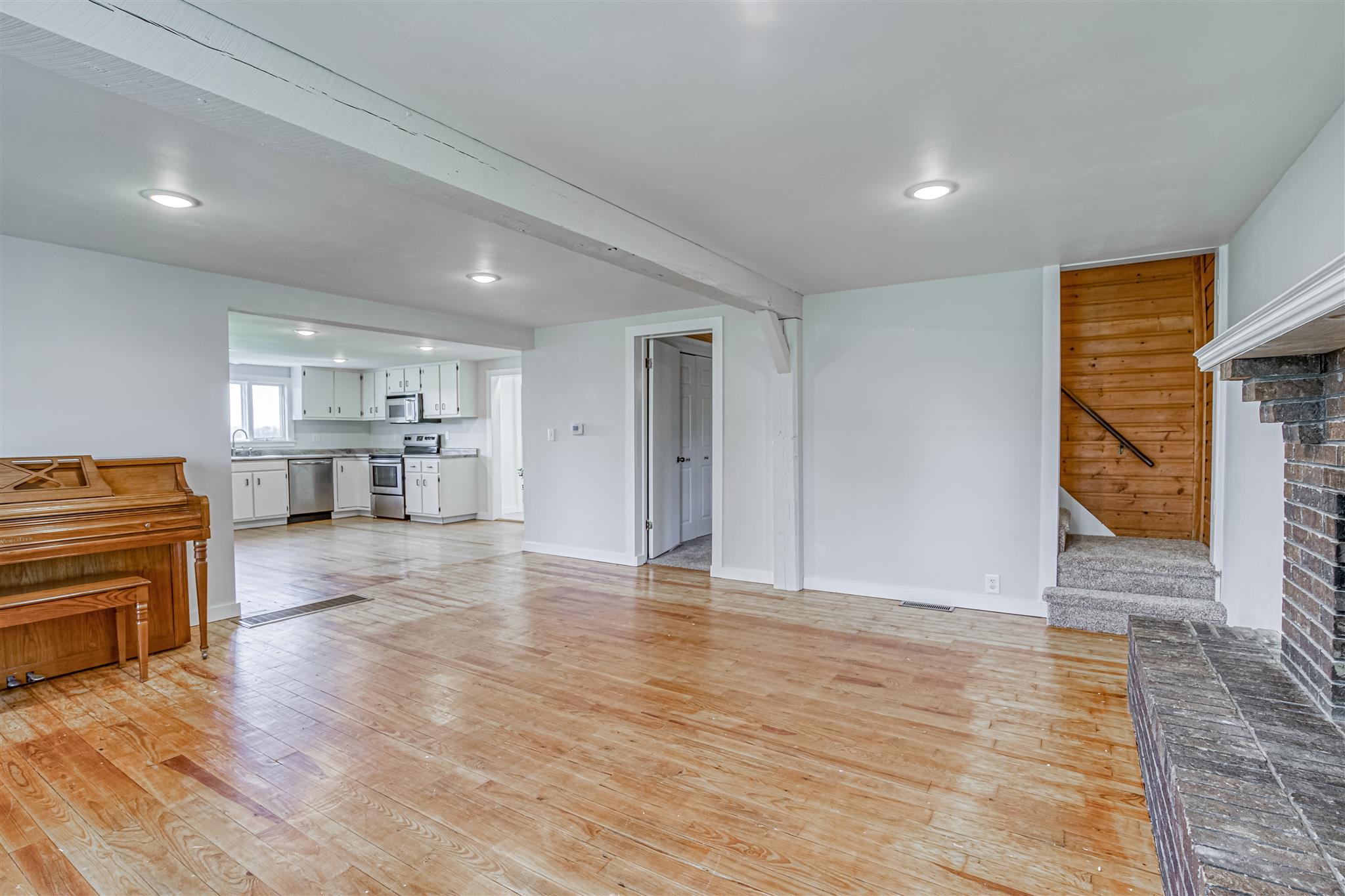 4661 South Country Club Road Warsaw, IN 46580 - Photo 22 of 36 Gallery Image 22