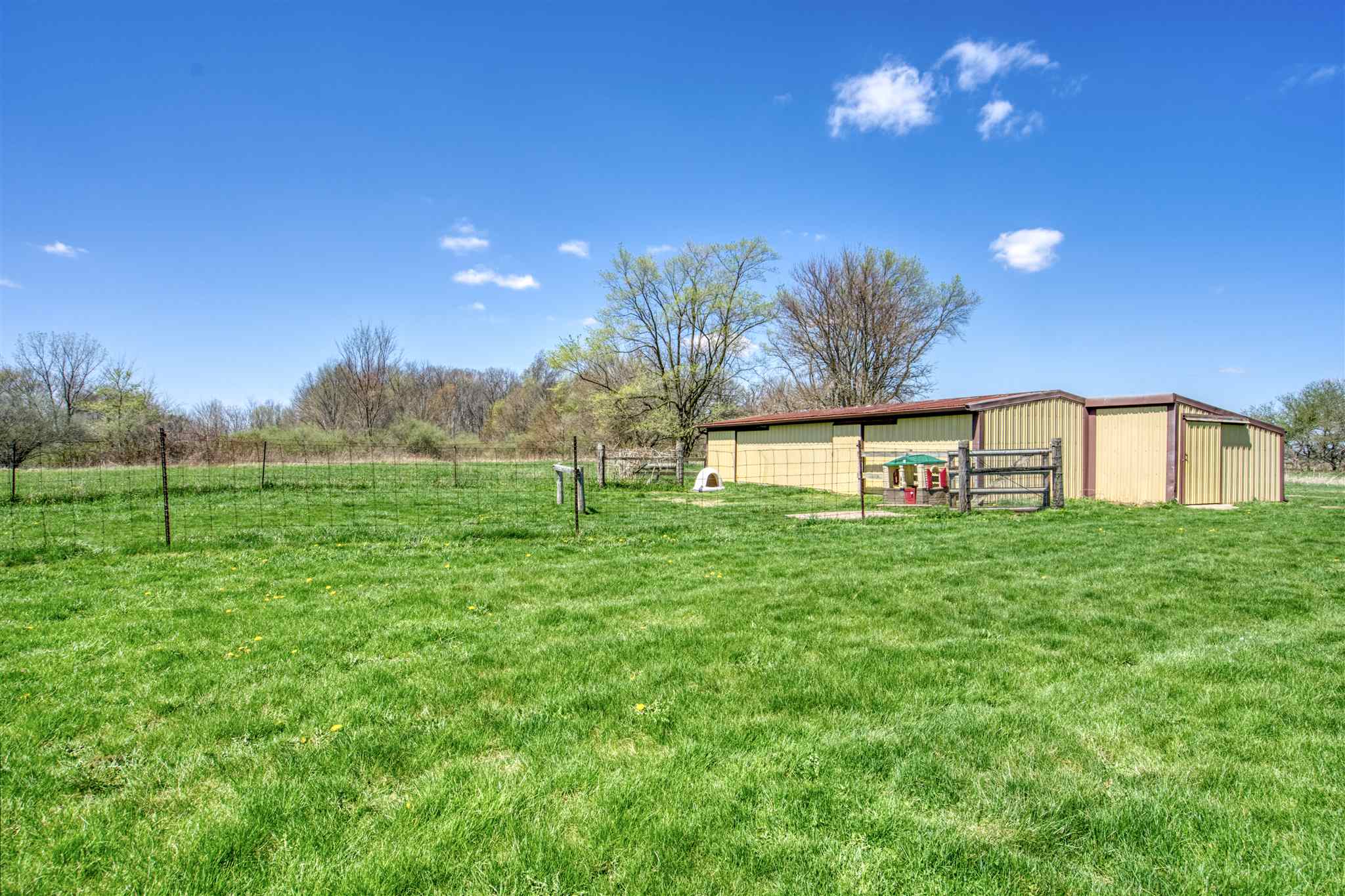 4661 South Country Club Road Warsaw, IN 46580 - Photo 7 of 36 Gallery Image 7