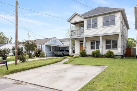 $724,900 | 1010 57th Avenue North, Nashville, TN 37209