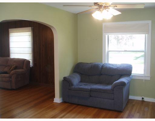 56813 Butternut Road South Bend, IN 46619 - Photo 4 of 12 Gallery Image 4