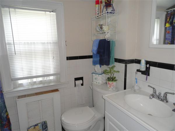 180 Standish Road Quincy, MA 02171 - Photo 13 of 18 Gallery Image 13