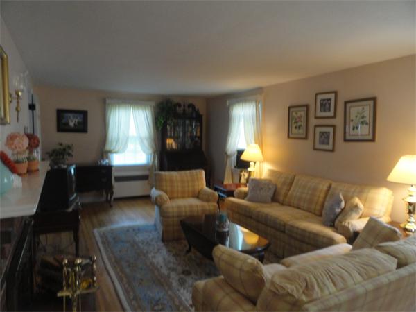 180 Standish Road Quincy, MA 02171 - Photo 4 of 18 Gallery Image 4