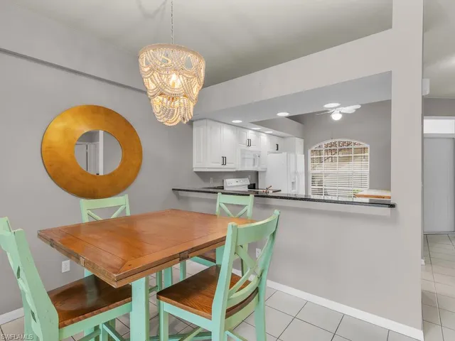 $389,000 | 242 Newport Drive, Unit 504, Naples, FL 34114