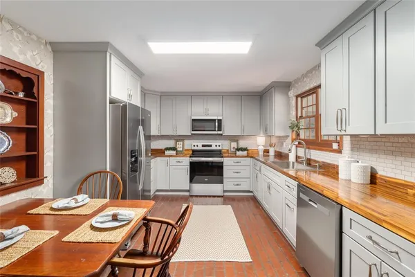 $1,025,000 | 1801 Northwest 30th Terrace, Gainesville, FL 32605