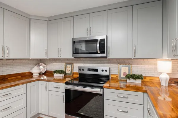 $1,025,000 | 1801 Northwest 30th Terrace, Gainesville, FL 32605