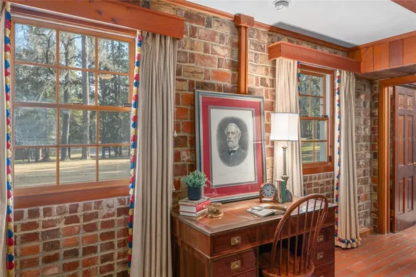 $1,025,000 | 1801 Northwest 30th Terrace, Gainesville, FL 32605