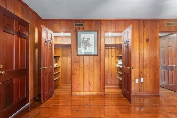 $1,025,000 | 1801 Northwest 30th Terrace, Gainesville, FL 32605