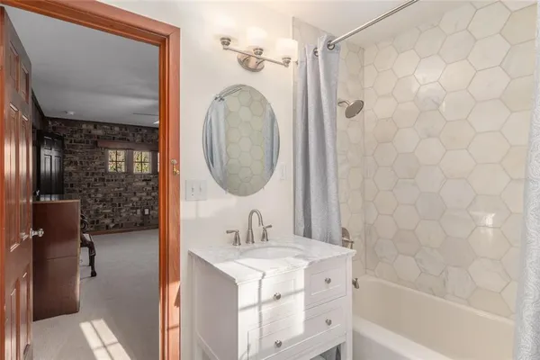 $1,025,000 | 1801 Northwest 30th Terrace, Gainesville, FL 32605