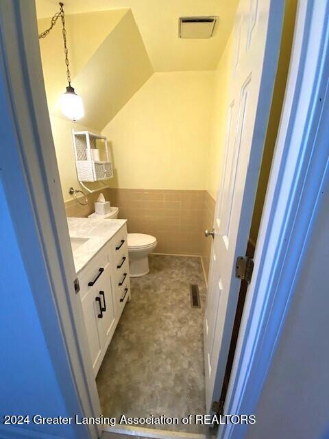 1810 South Dewitt Road St. Johns, MI 48879 - Photo 20 of 64 First floor half bath