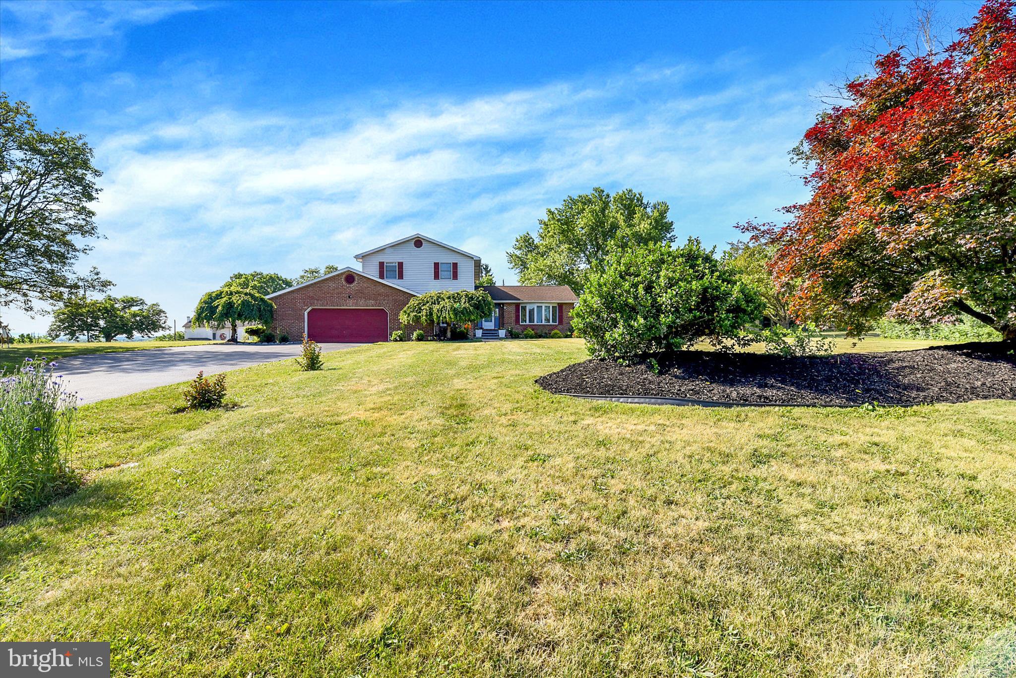235 Ridge Hill Road Mechanicsburg, PA 17050 - Photo 2 of 12