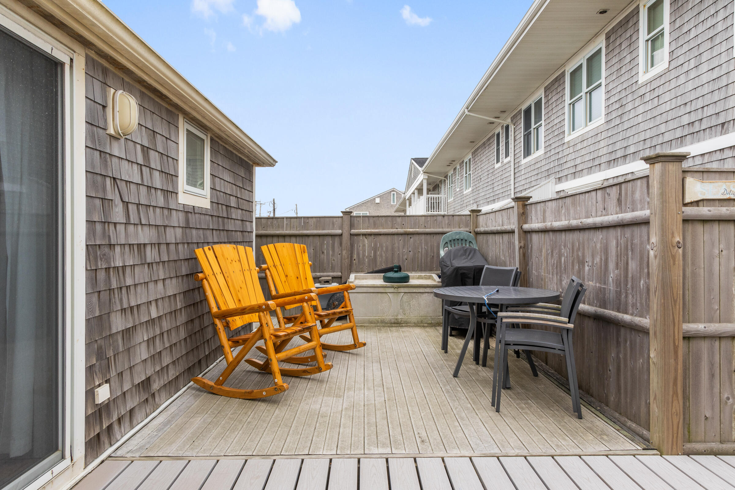 544 Shore Road, Unit 10 Truro, MA 02666 - Photo 6 of 21 544ShoreRd#10-10-NTruro-w