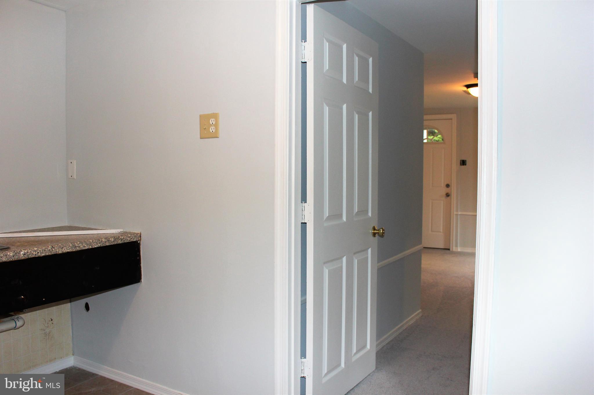 919 Alexis Road Woodbridge, VA 22191 - Photo 24 of 26 Gallery Image 24