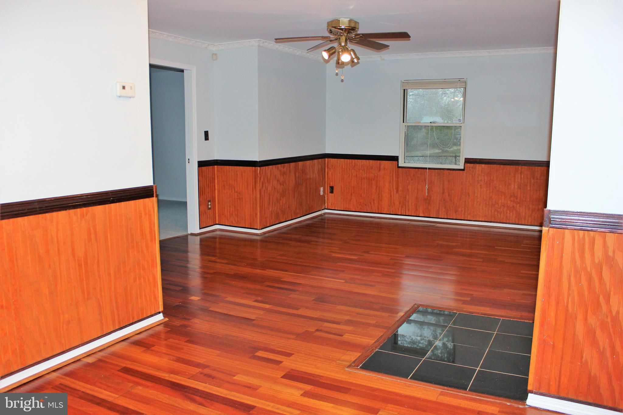 919 Alexis Road Woodbridge, VA 22191 - Photo 7 of 26 Gallery Image 7