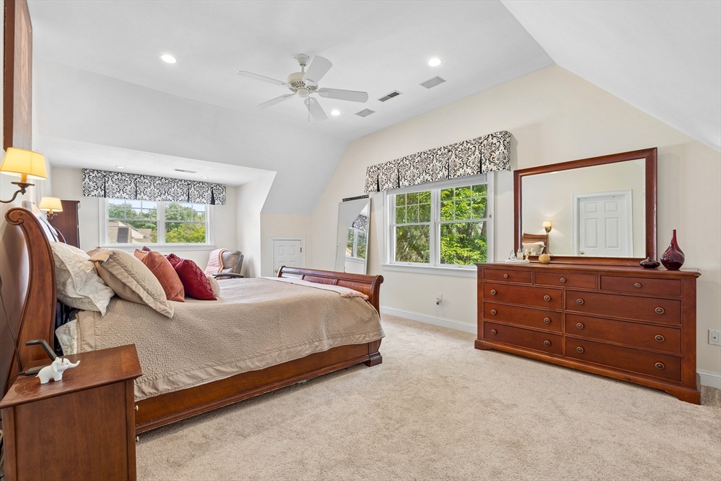136 Davis Road, Unit 136 Acton, MA 01720 - Photo 18 of 42