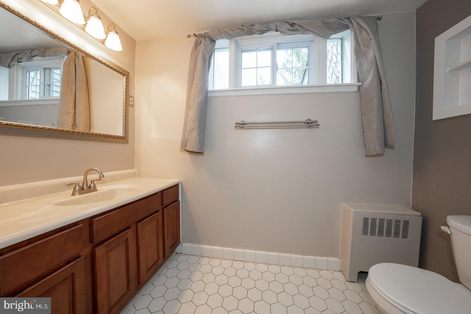 1 Braxton Road Bryn Mawr, PA 19010 - Photo 27 of 42