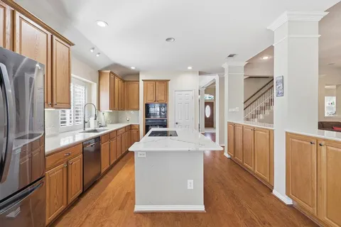 $675,000 | 608 Crestbrook Drive, Flower Mound, TX 75028