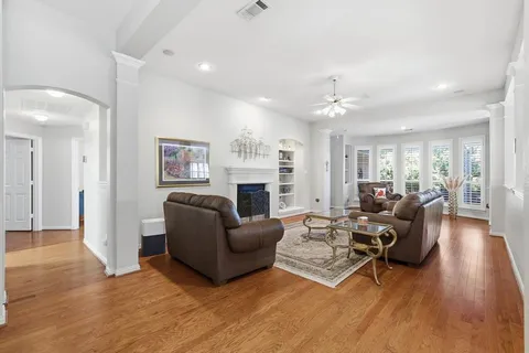 $675,000 | 608 Crestbrook Drive, Flower Mound, TX 75028