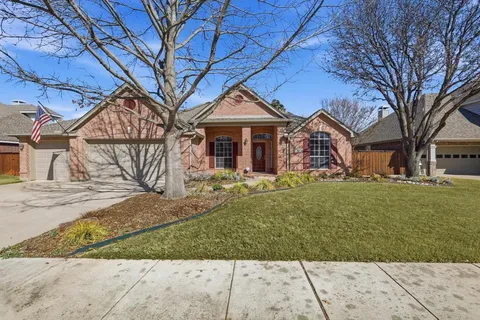 $675,000 | 608 Crestbrook Drive, Flower Mound, TX 75028