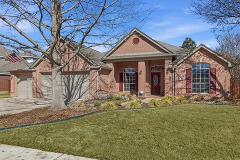 $675,000 | 608 Crestbrook Drive, Flower Mound, TX 75028