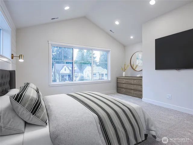 $1,999,000 | 11014 Dayton Avenue North, Seattle, WA 98133