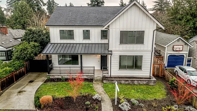 $1,999,000 | 11014 Dayton Avenue North, Seattle, WA 98133