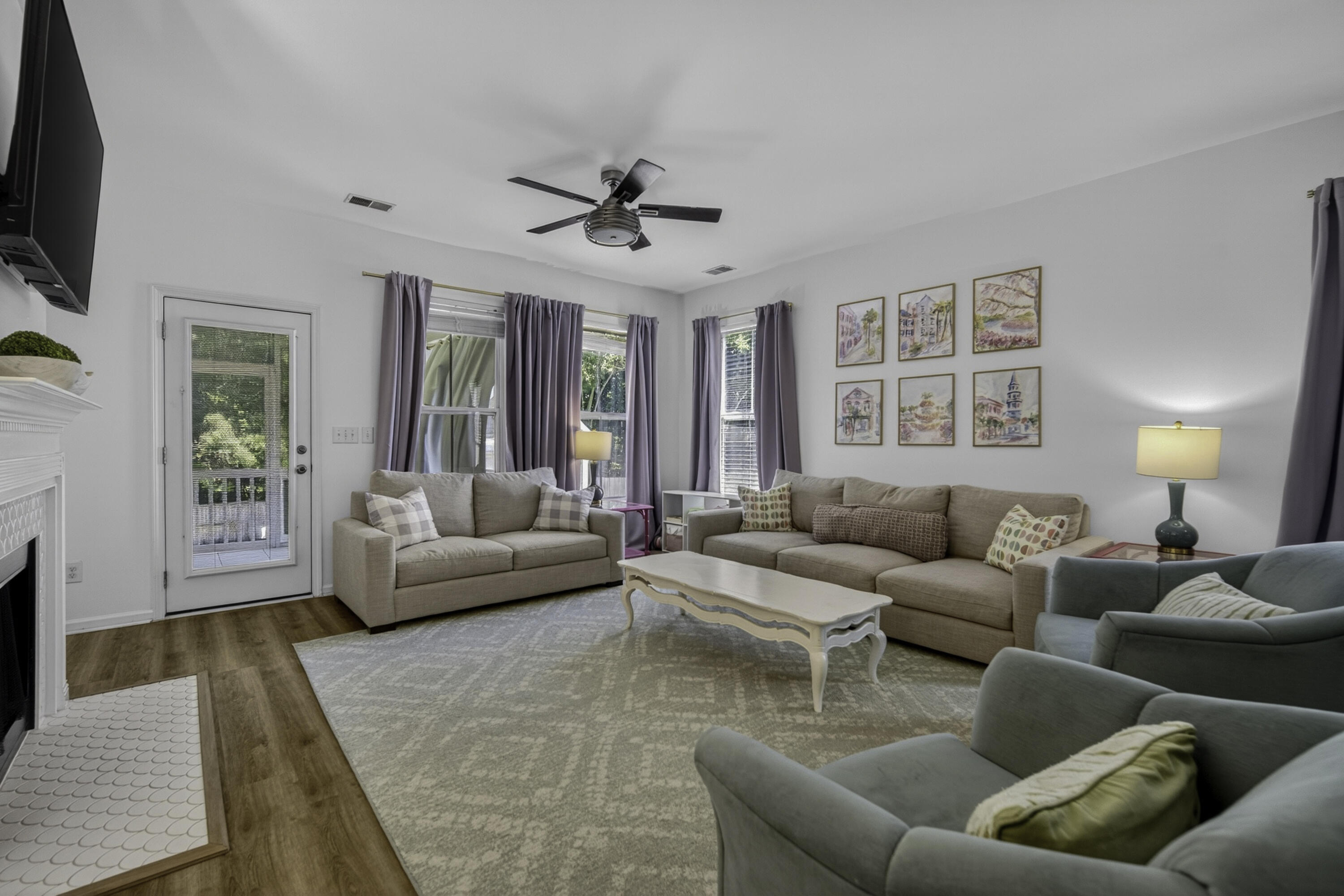 110 Cypress View Road Goose Creek, SC 29445 - Photo 19 of 46 Family Room