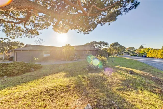 $785,000 | 15175 Oak Hills Drive, Salinas, CA 93907