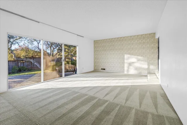 $785,000 | 15175 Oak Hills Drive, Salinas, CA 93907