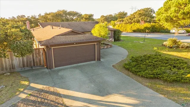 $785,000 | 15175 Oak Hills Drive, Salinas, CA 93907