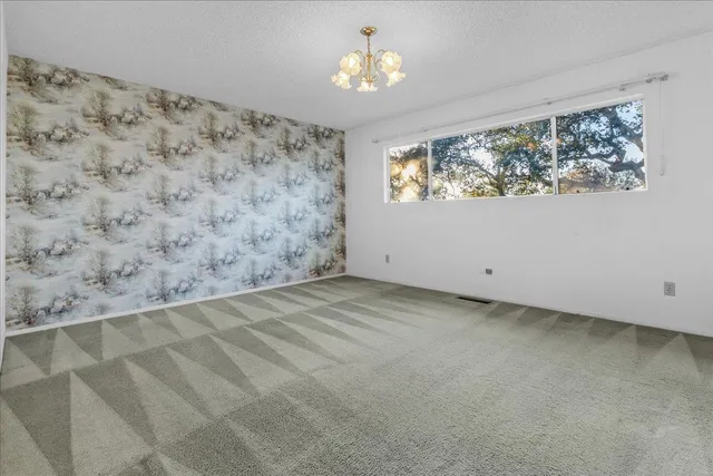 $785,000 | 15175 Oak Hills Drive, Salinas, CA 93907