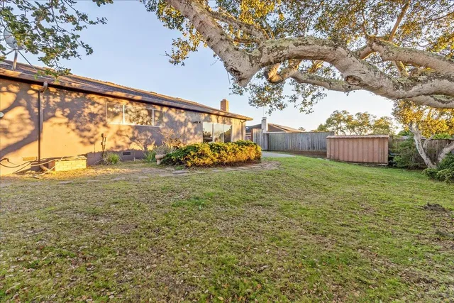 $785,000 | 15175 Oak Hills Drive, Salinas, CA 93907