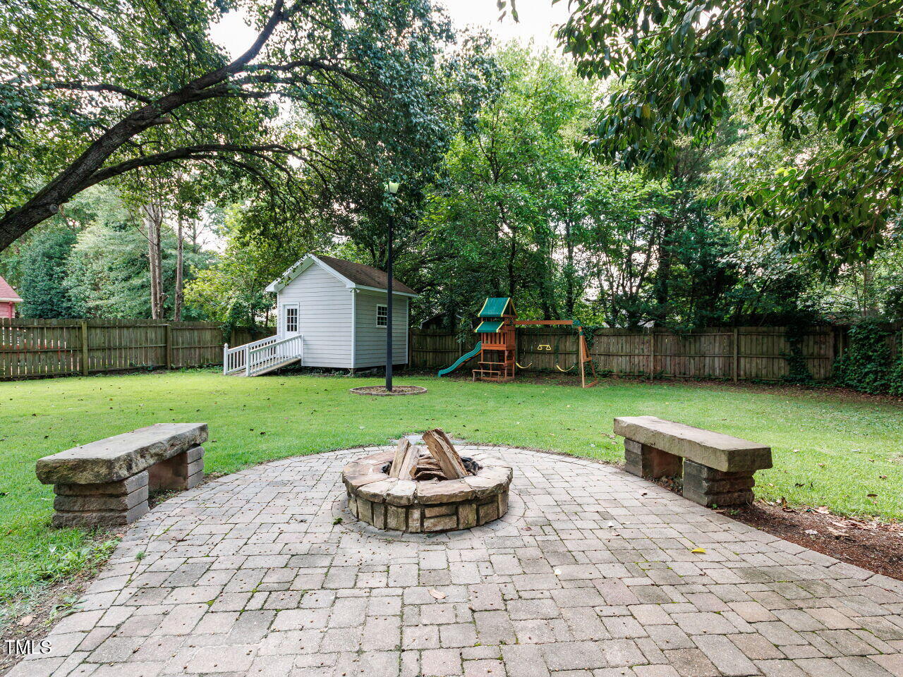 3525 Lytham Place Raleigh, NC 27604 - Photo 29 of 36 029-1280x960-patio