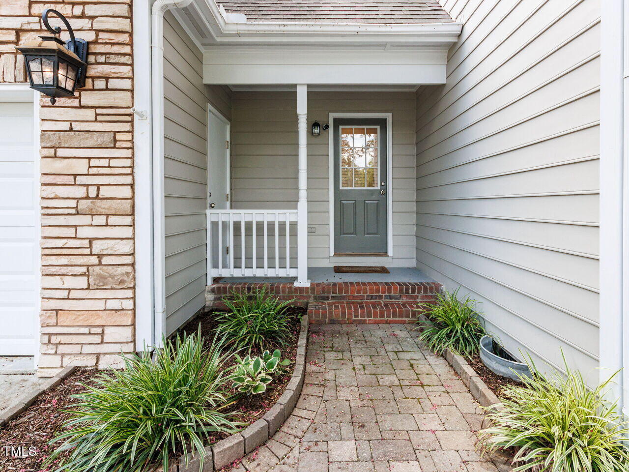 3525 Lytham Place Raleigh, NC 27604 - Photo 36 of 36 036-1280x960-side-entry
