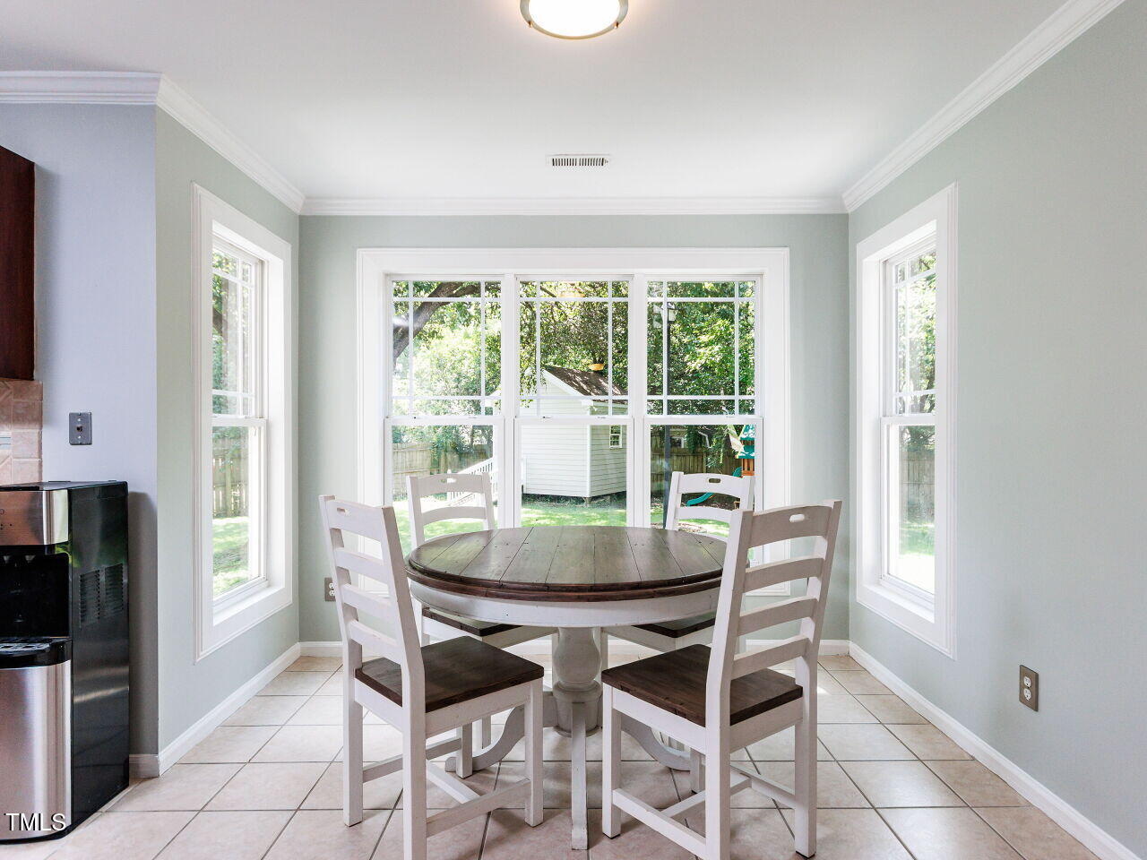 3525 Lytham Place Raleigh, NC 27604 - Photo 8 of 36 008-1280x960-breakfast-nook