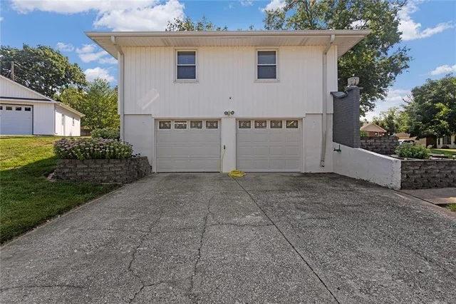 $335,000 | 9700 East 82nd Terrace, Raytown, MO 64138