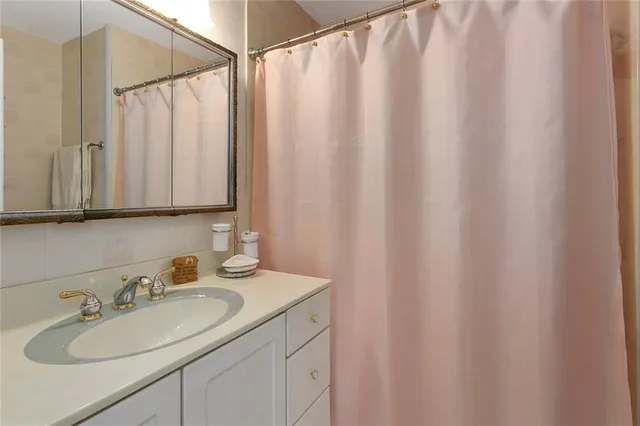 $335,000 | 9700 East 82nd Terrace, Raytown, MO 64138