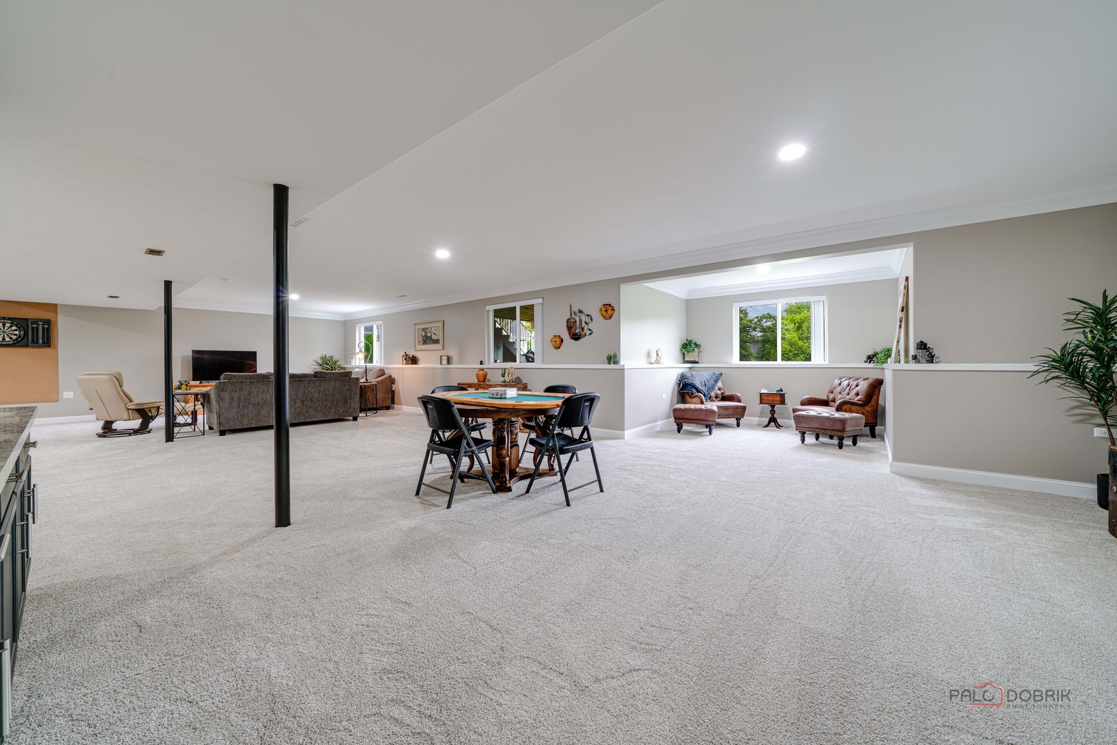 3300 Cornflower Way Spring Grove, IL 60081 - Photo 25 of 34 a building with furniture and a table