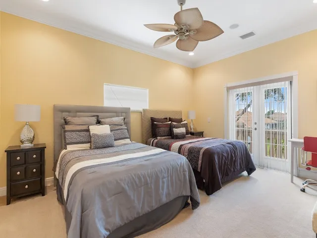 $4,500 | 6168 56th Avenue, Vero Beach, FL 32967