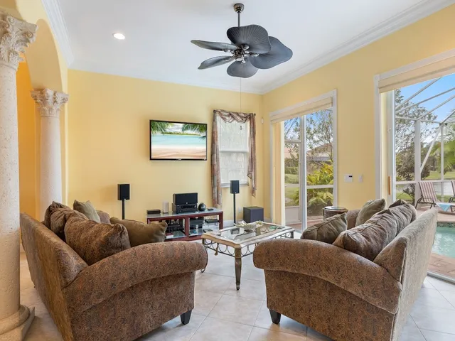 $4,500 | 6168 56th Avenue, Vero Beach, FL 32967