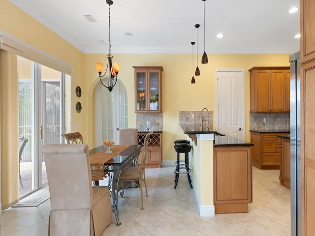 $4,500 | 6168 56th Avenue, Vero Beach, FL 32967