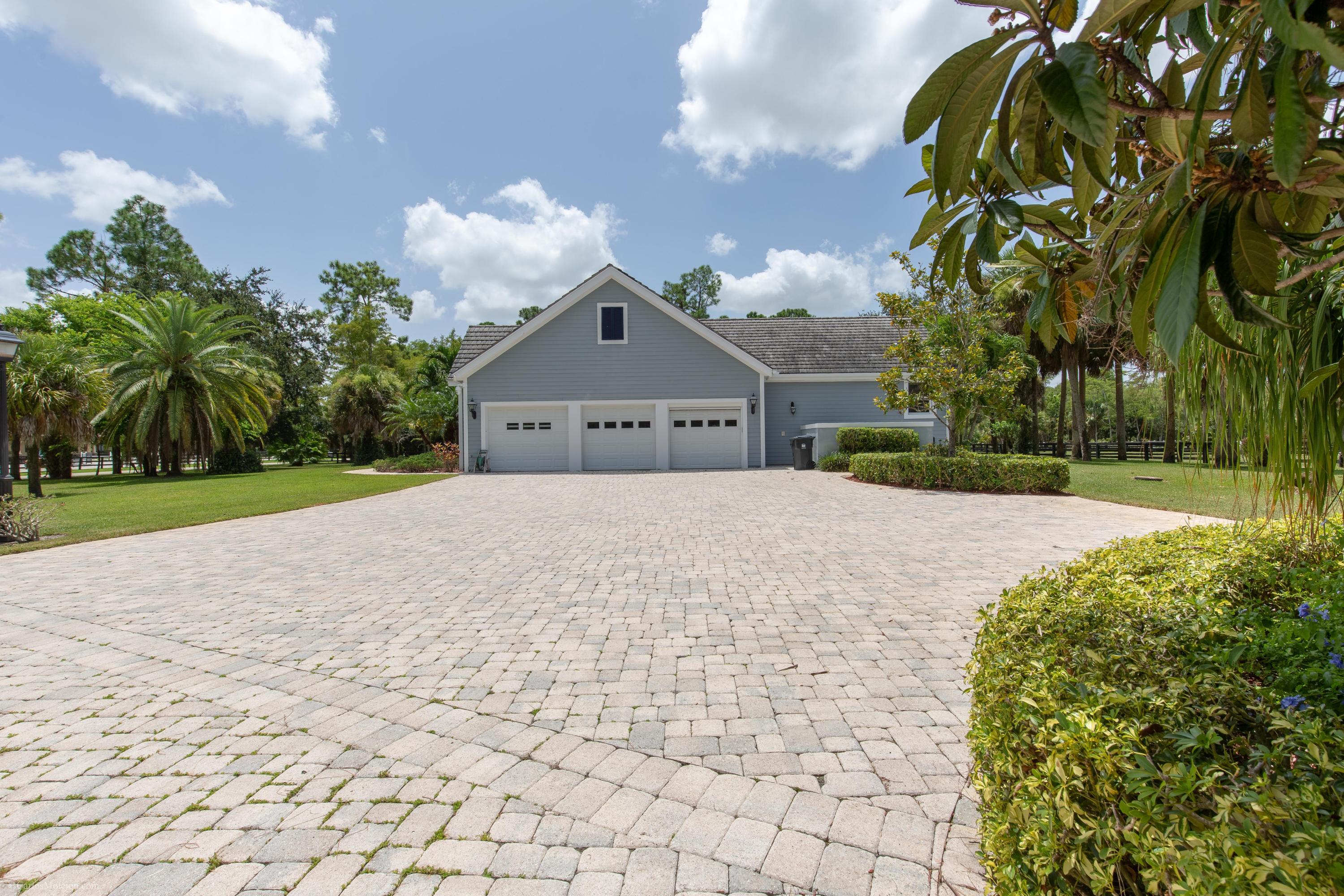 1321 Pelham Road Wellington, FL 33414 - Photo 5 of 34 37