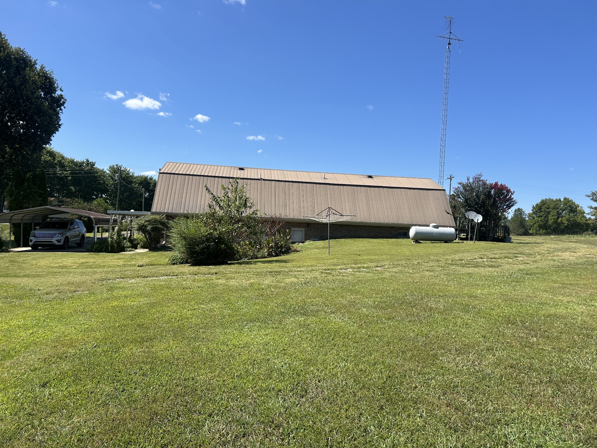 236 Beartown Road Loretto, TN 38469 - Photo 3 of 19 a view of outdoor space and yard