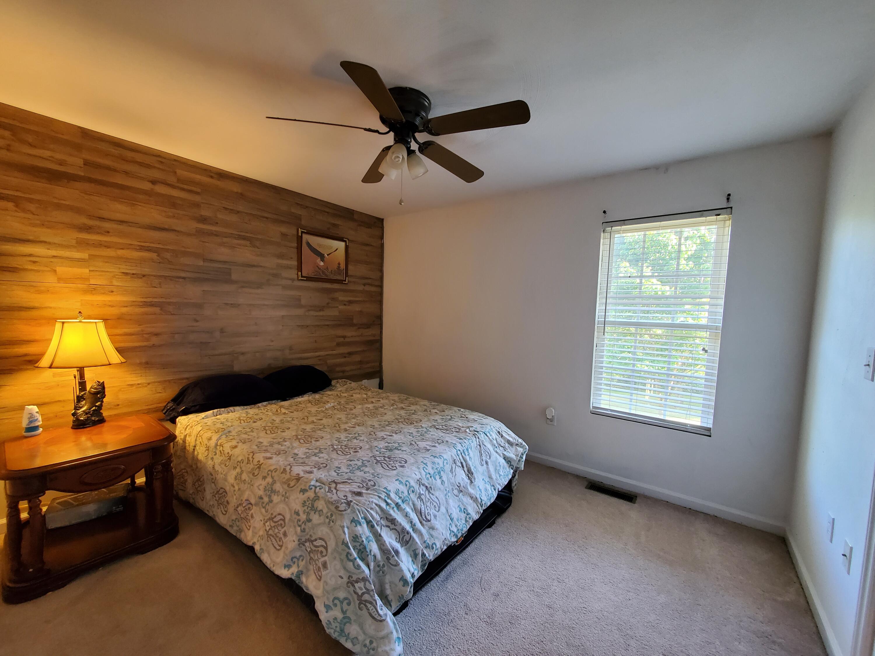 10557 Dickerson Mill Road Moneta, VA 24121 - Photo 9 of 22 Bedroom
