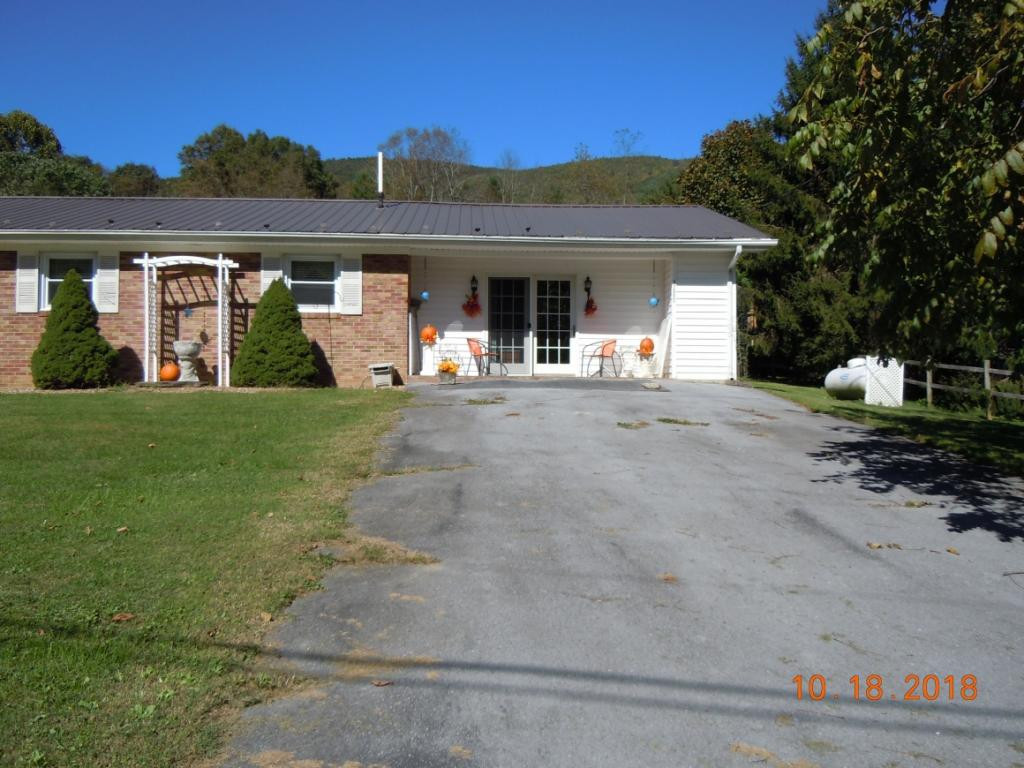 32055 Poor Valley Road Saltville, VA 24370 - Photo 2 of 36 Photo 2
