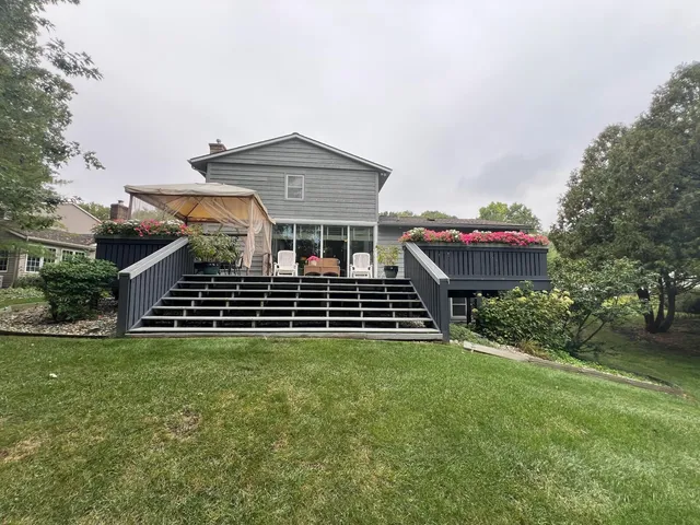 $650,000 | 6316 Duxbury Drive Southeast, Ada, MI 49301