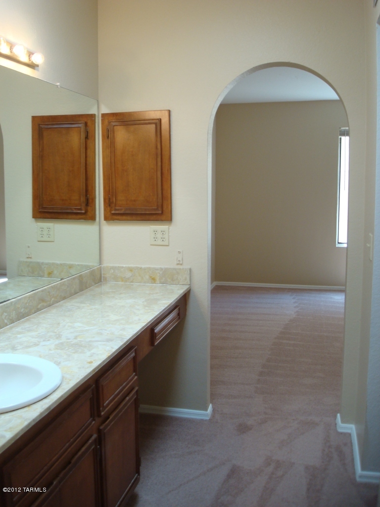 8267 North Oracle Road, Unit 240 Tucson, AZ 85704 - Photo 11 of 15
